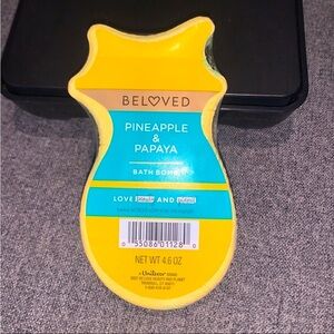Be Loved Pineapple & Papaya Bath Bomb